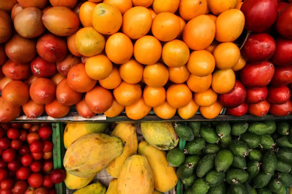 colombia-bucketlist-fruit