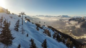 Wintersport-snowboarden