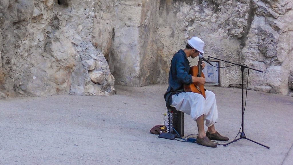 Muzikant-in-Avignon-Frankrijk