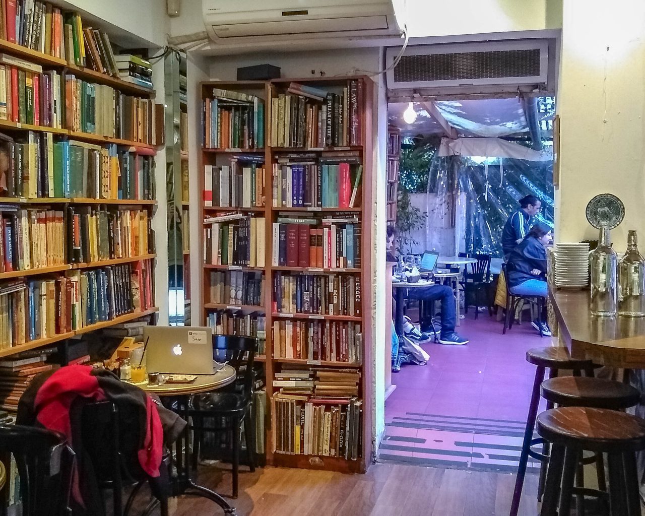 Hotspots-Tel-Aviv-Little-Prince-Bookshop