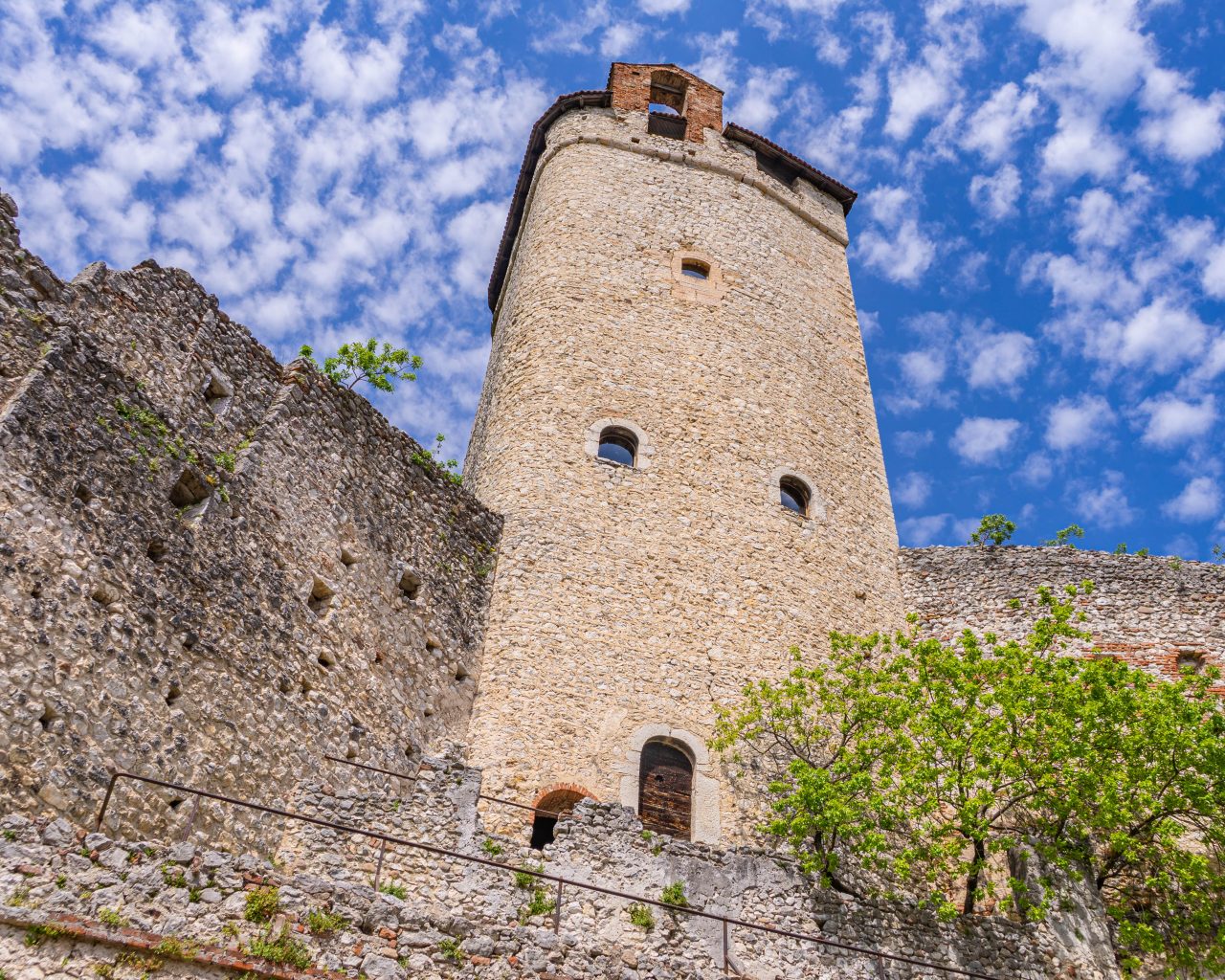 Kastelen-Trentino-Italie-toren-Avio