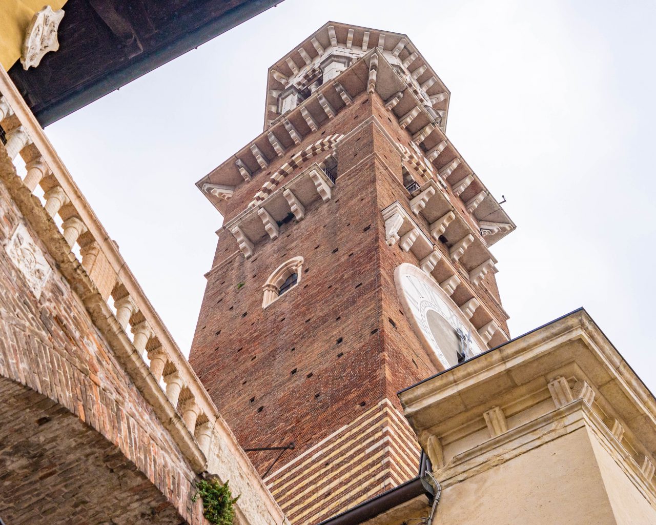Verona-Italie-torre-dei-lamberti