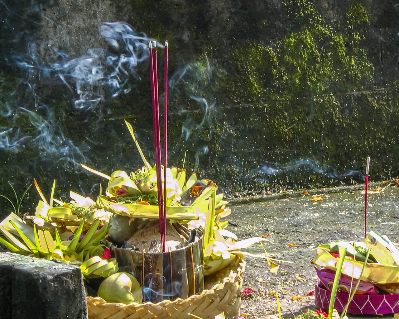 Hidden-gems-Bali-Tirta-Empul-offeren
