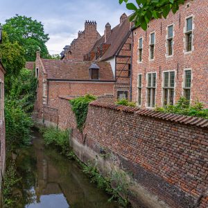Leuven-gratis-bezienswaardigheden-Groot-Begijnhof-water