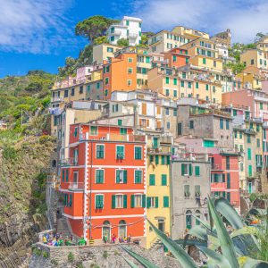 Riomaggiore-kleurrijke-haven