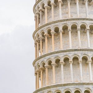 Toren-van-Pisa-closeup
