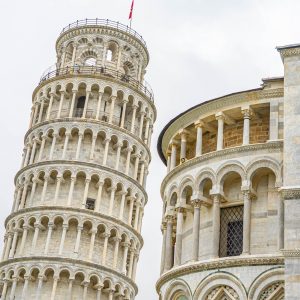 Toren-van-Pisa-en-kathedraal-italie