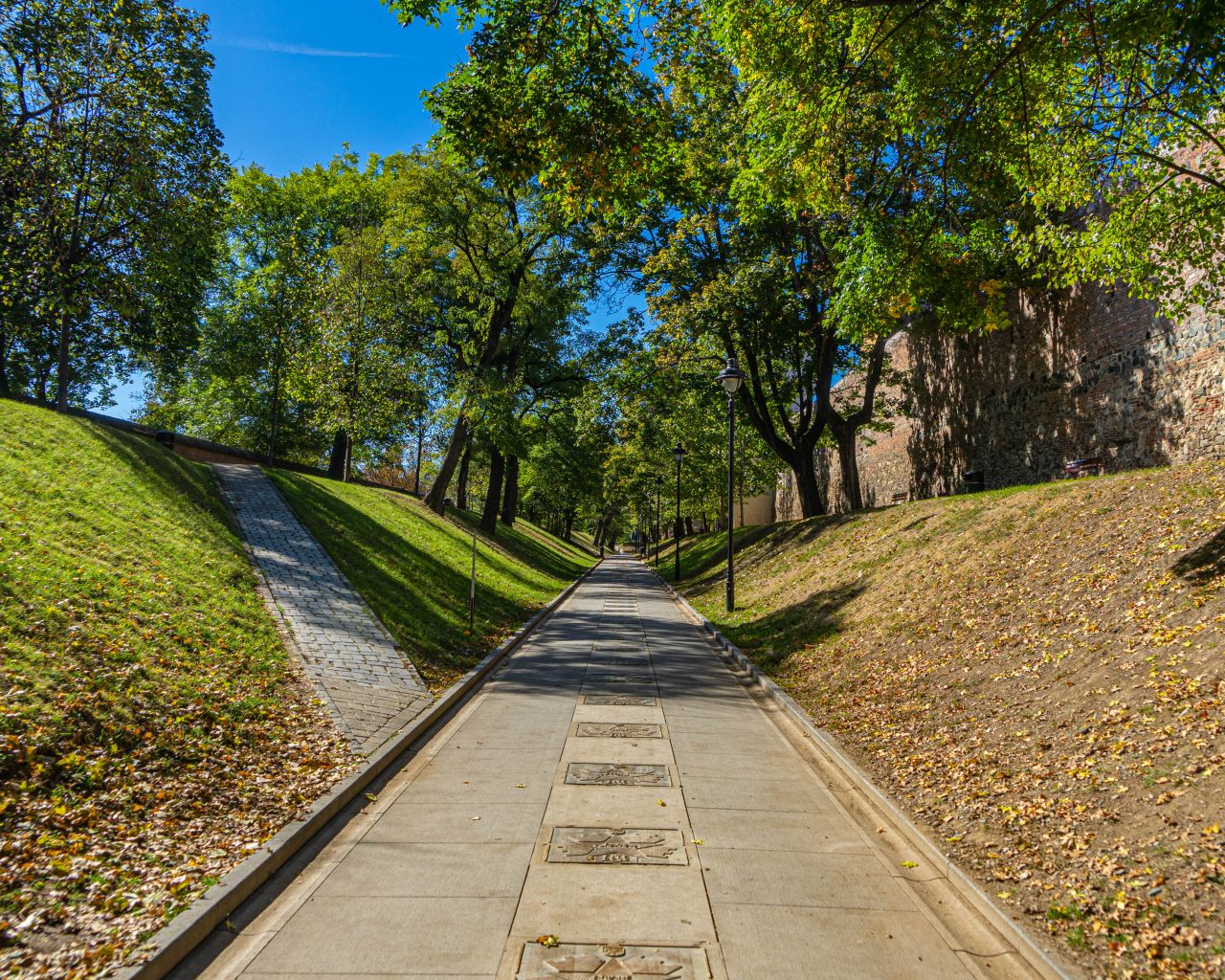 Wandelpad-in-Citadel-park-Sibiu