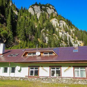 Malaiesti-Cabana-in-Bucegi