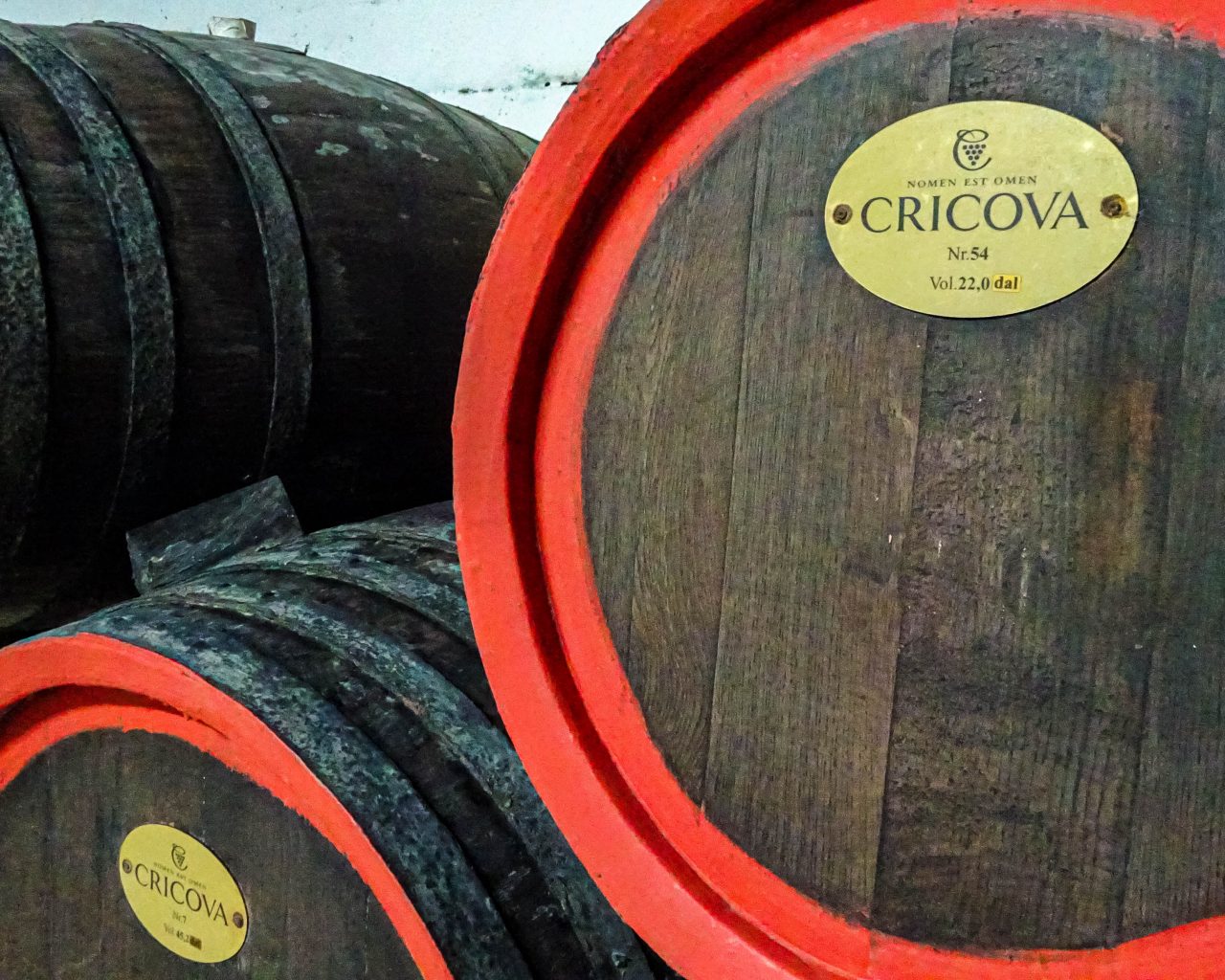 Cricova-barrels-op-elkaar-gestapeld