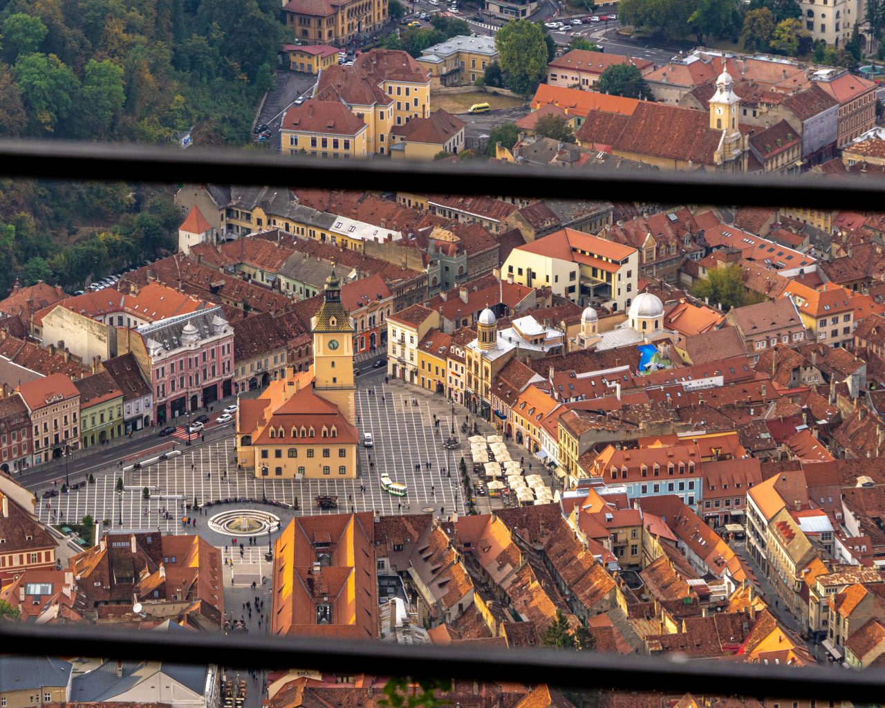 Uitzicht-op-Brasov-closeup