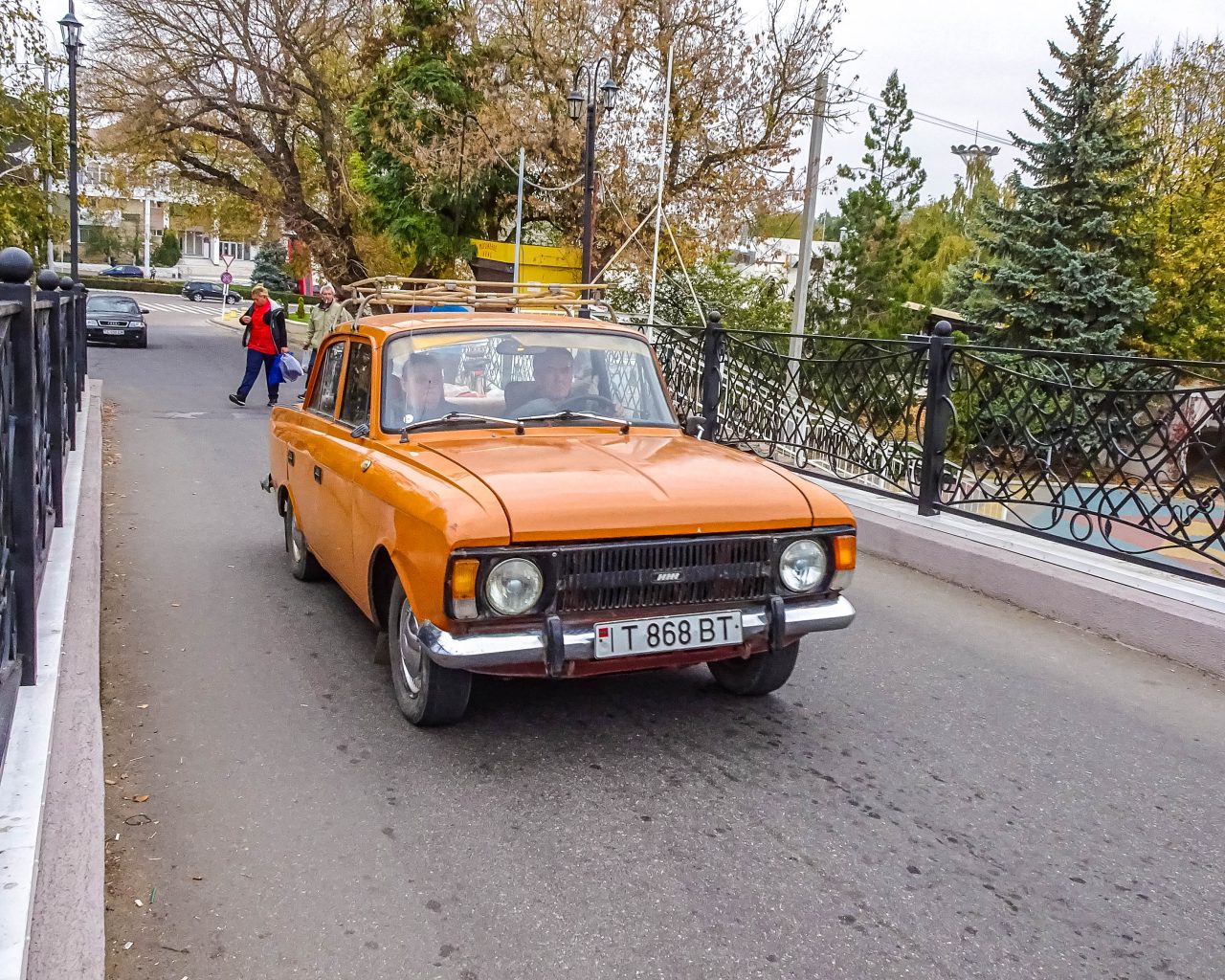 Typische-auto-Tiraspol-oranje