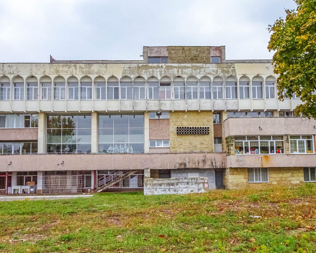 Sovjet-gebouw-in-Tiraspol
