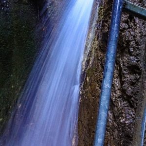 Waterval-naast-trap-7-ladders-canyon
