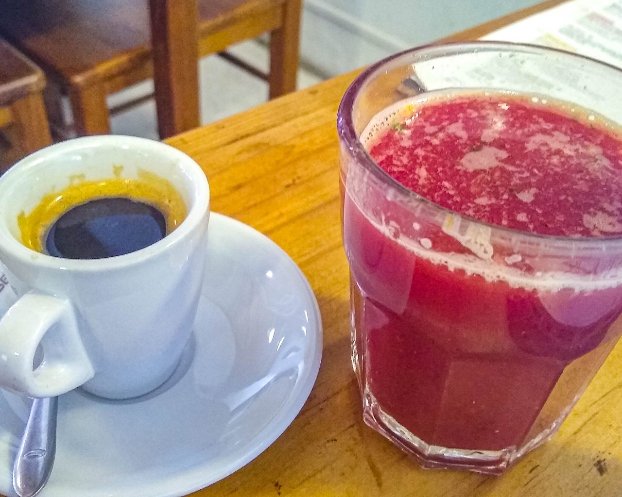 Espresso-en-natural-juice-Therapist-Lissabon