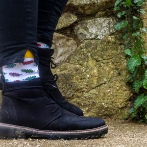 Wandelsokken-Mollysocks-in-gewone-schoen