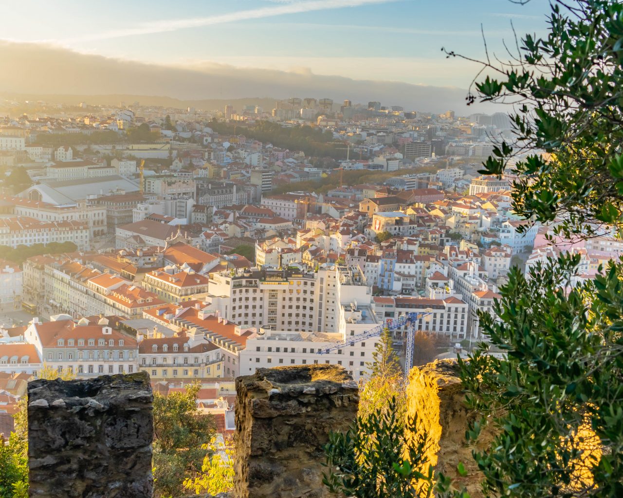 Uitzicht-vanaf-kasteel-over-Lissabon