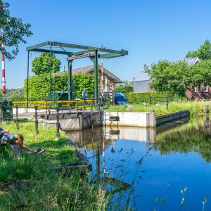 Sluis-Nijveensterbrug-naar-Paterswoldsemeer