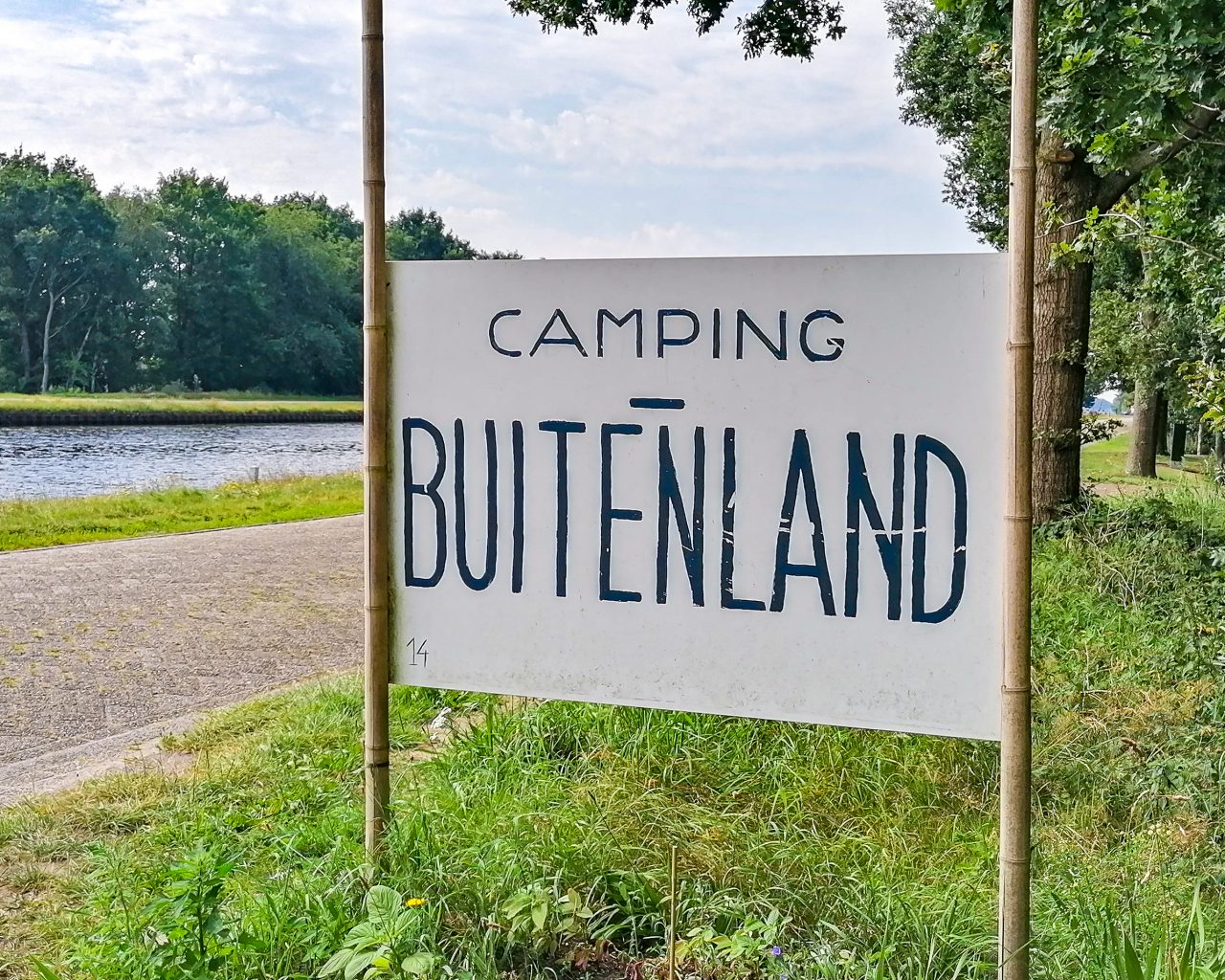 Camping-Buitenland-bord-entree
