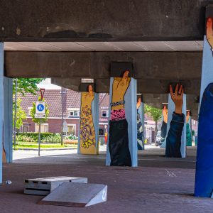 Handen-graffiti-onder-viaduct-Beukenlaan-Eindhoven