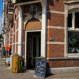 Ingang-Coffeelab-Den-Bosch