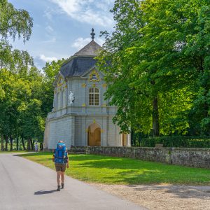 rococo-paviljoen-in-parkje-Echternach-Luxemburg