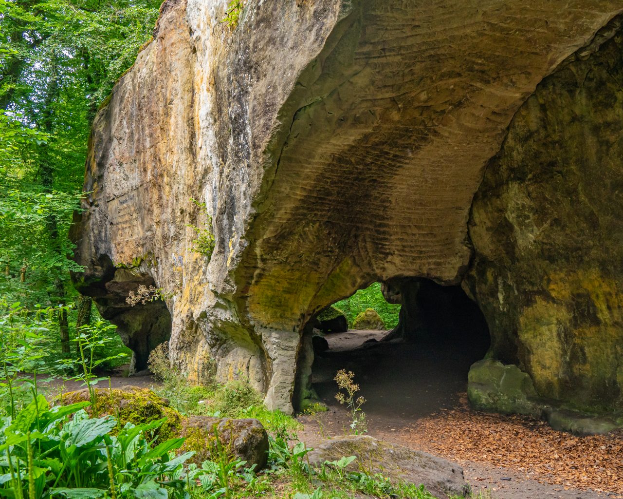 Hohllay-Cave-bij-Berdorf-Luxemburg