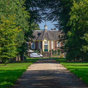 Kasteel-de-Wiersse-vanaf-hek