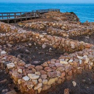 Moors-fort-ruines-bij-praia-do-amado