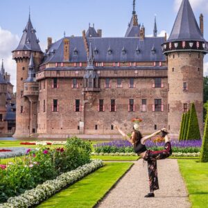 jessica-met-kasteel-de-haar-op-achtergrond
