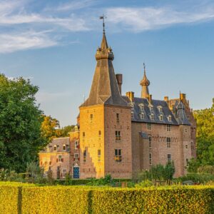 kasteel-doorwerth-met-moestuin-op-voorgrond