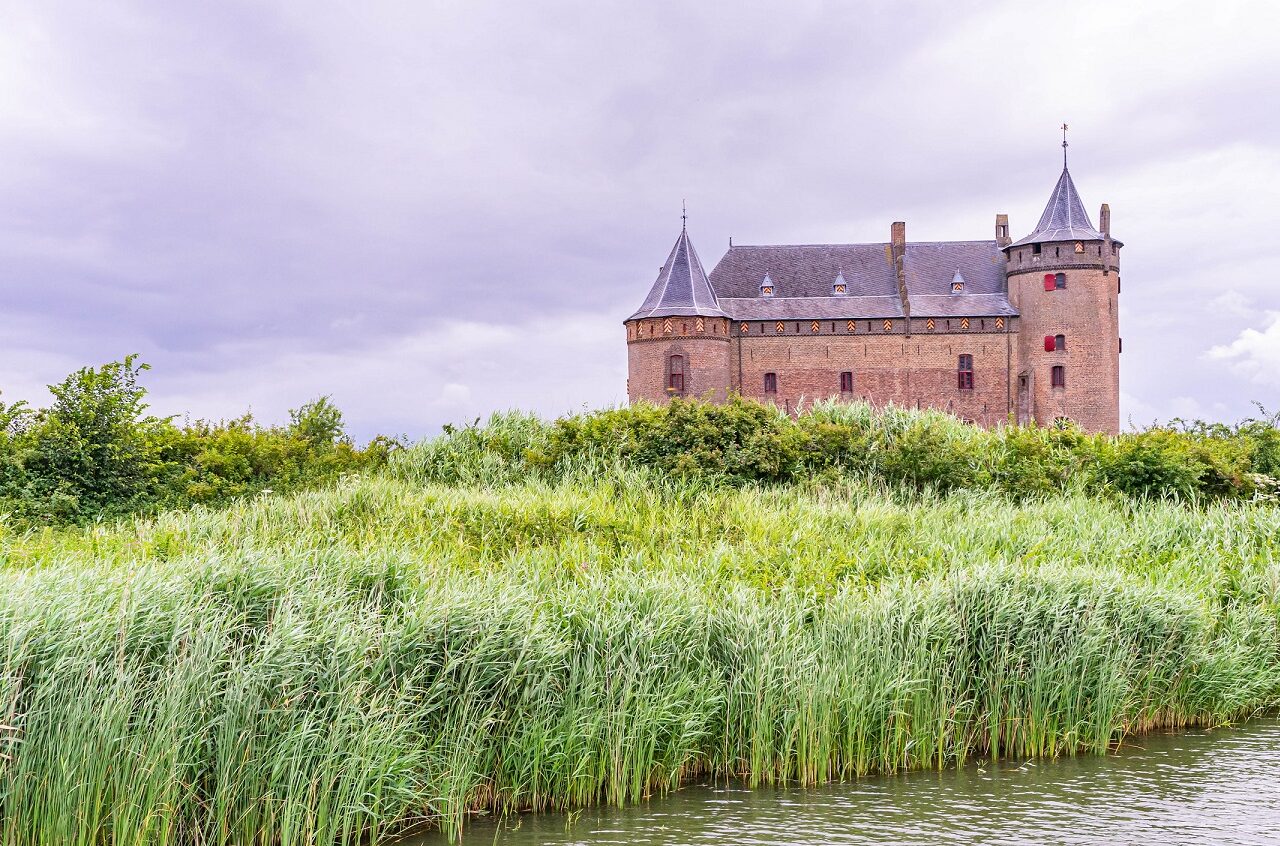 muiderslot-bij-muiden-noord-holland