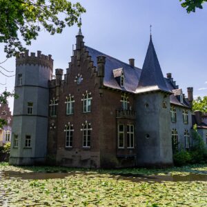 kasteel-stapelen-eromheen-wandelen