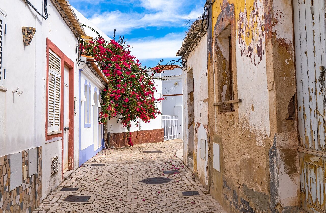schattig-straatje-Silves-Portugal
