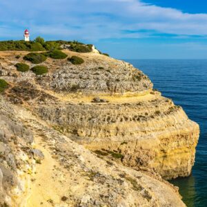 Vuurtoren-seven-hanging-valleys-trail-algarve
