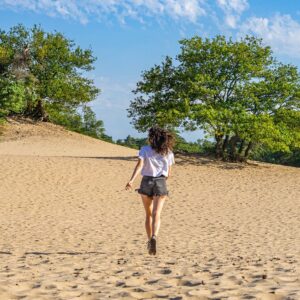 Jessica-in-loonse-en-drunense-duinen