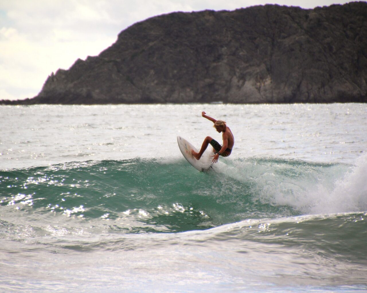 Surfer-in-Costa-Rica