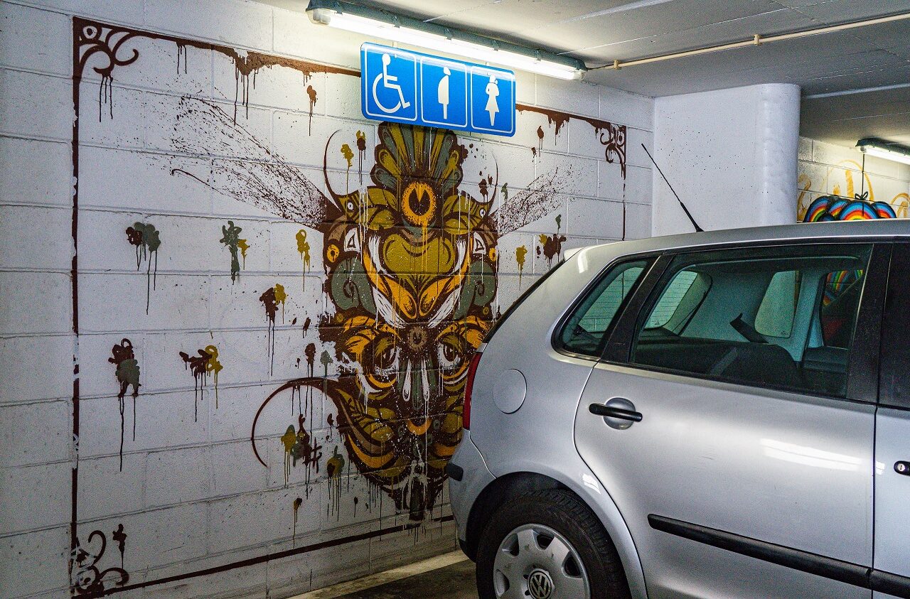 street-art-in-parkeergarage-Lissabon