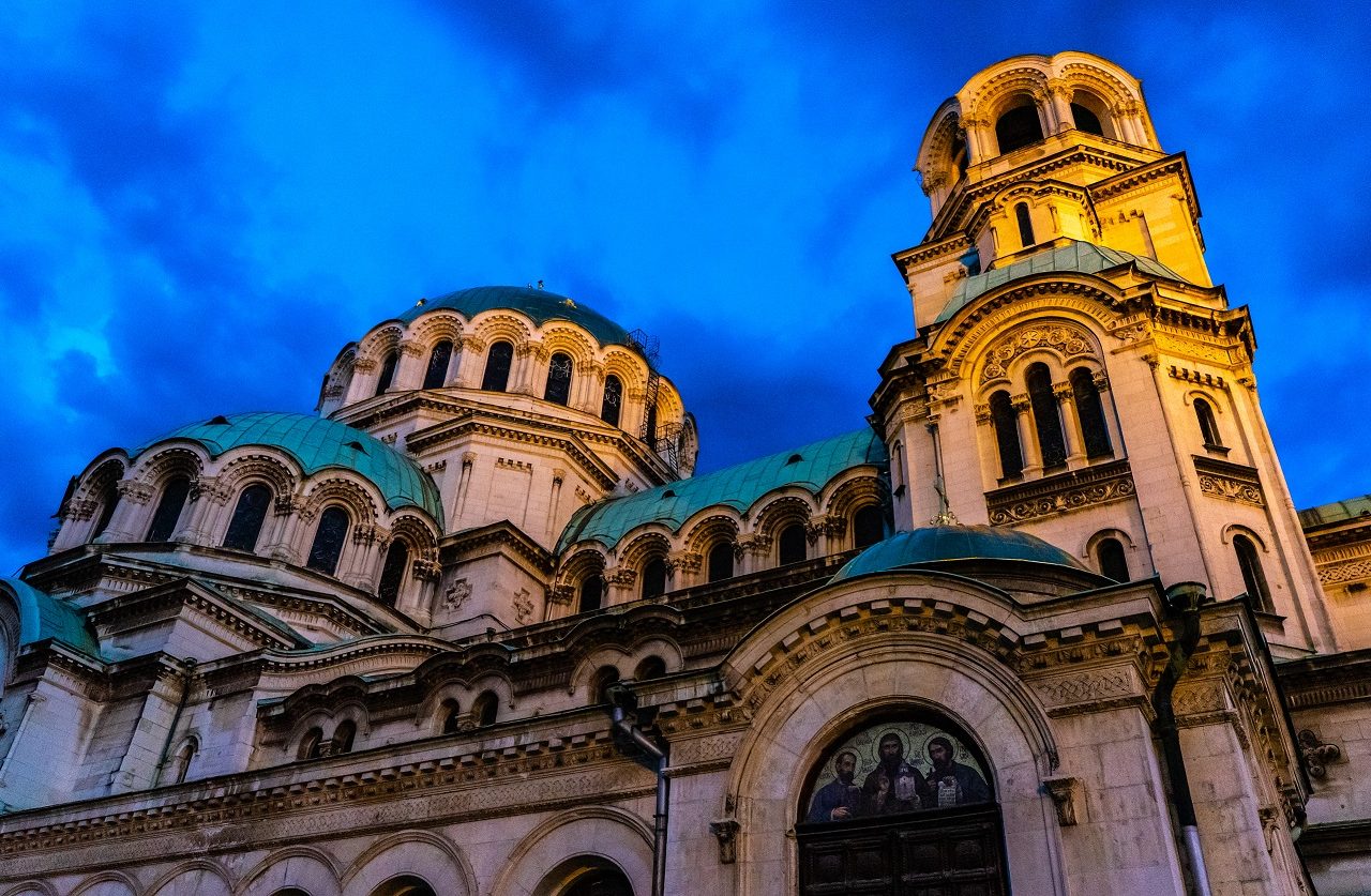 Alexander-Nevski-kathedraal-sofia-Bulgarije-nacht