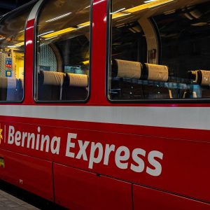 Toeristencabine-Bernina-Express-van-Chur-naar-Tirano