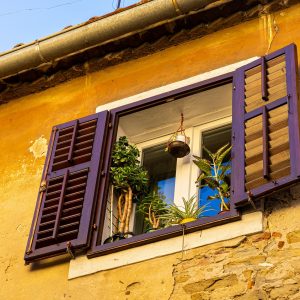 Raam-izola-slovenie