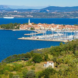 Uitzicht-over-Izola-Slovenie