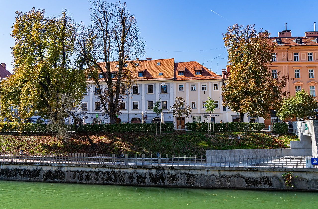 Oever-Ljubljanica-in-Ljubljana-Slovenië