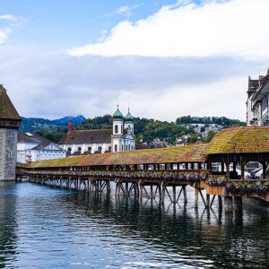 Uitzicht-Kapelbrug-Luzern-Zwitserland