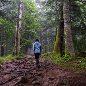 Jessica-op-wandelpad-naar-Augstmatthorn