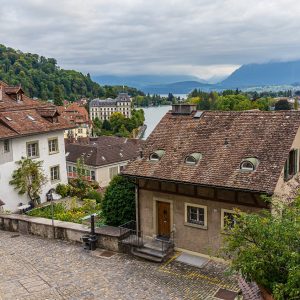 Uitzicht-over-Thun-Zwitserland