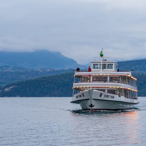 Boot-over-Thunersee