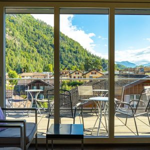 Dakterras-Alplodge-Interlaken