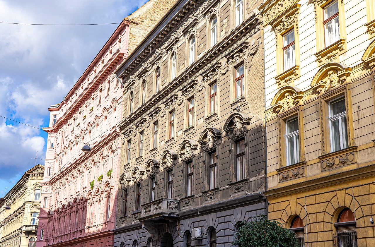 Gekleurde-gebouwen-Boedapest