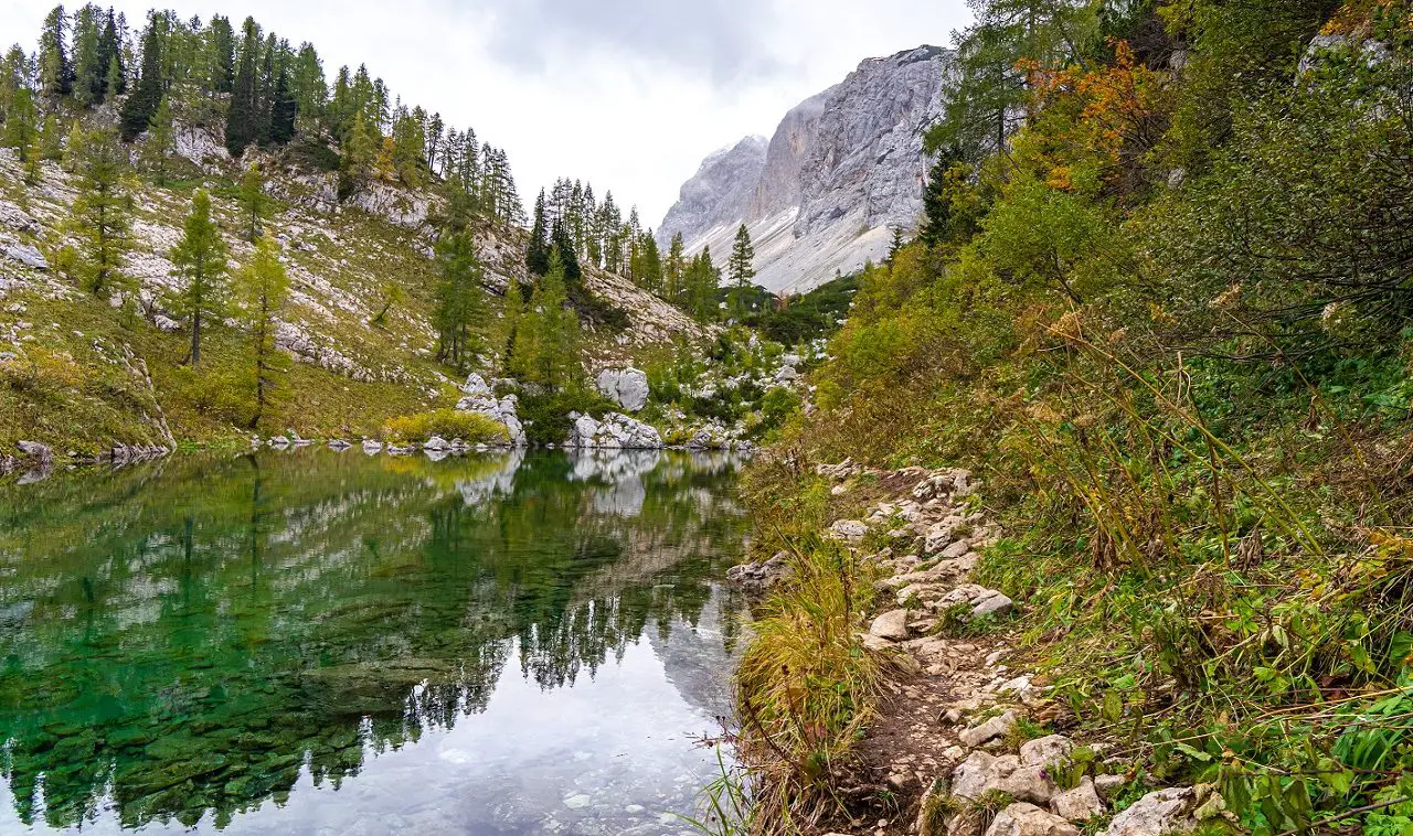 7-Lakes-Valley-Triglav-Slovenie